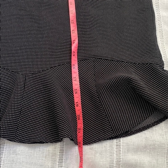 Y2k Knee-Length Pencil Skirt with Ruffled Flounce Hem. - Picture 8 of 12